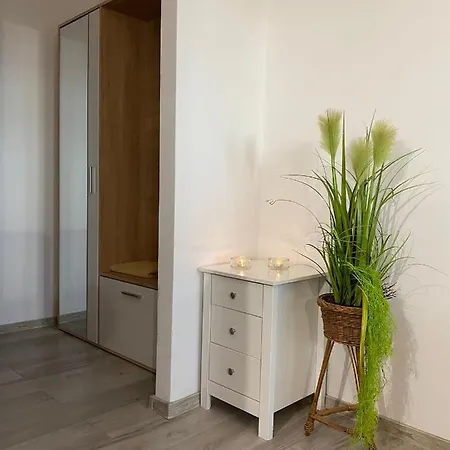 优古塔餐厅酒店 2* Klikuszowa